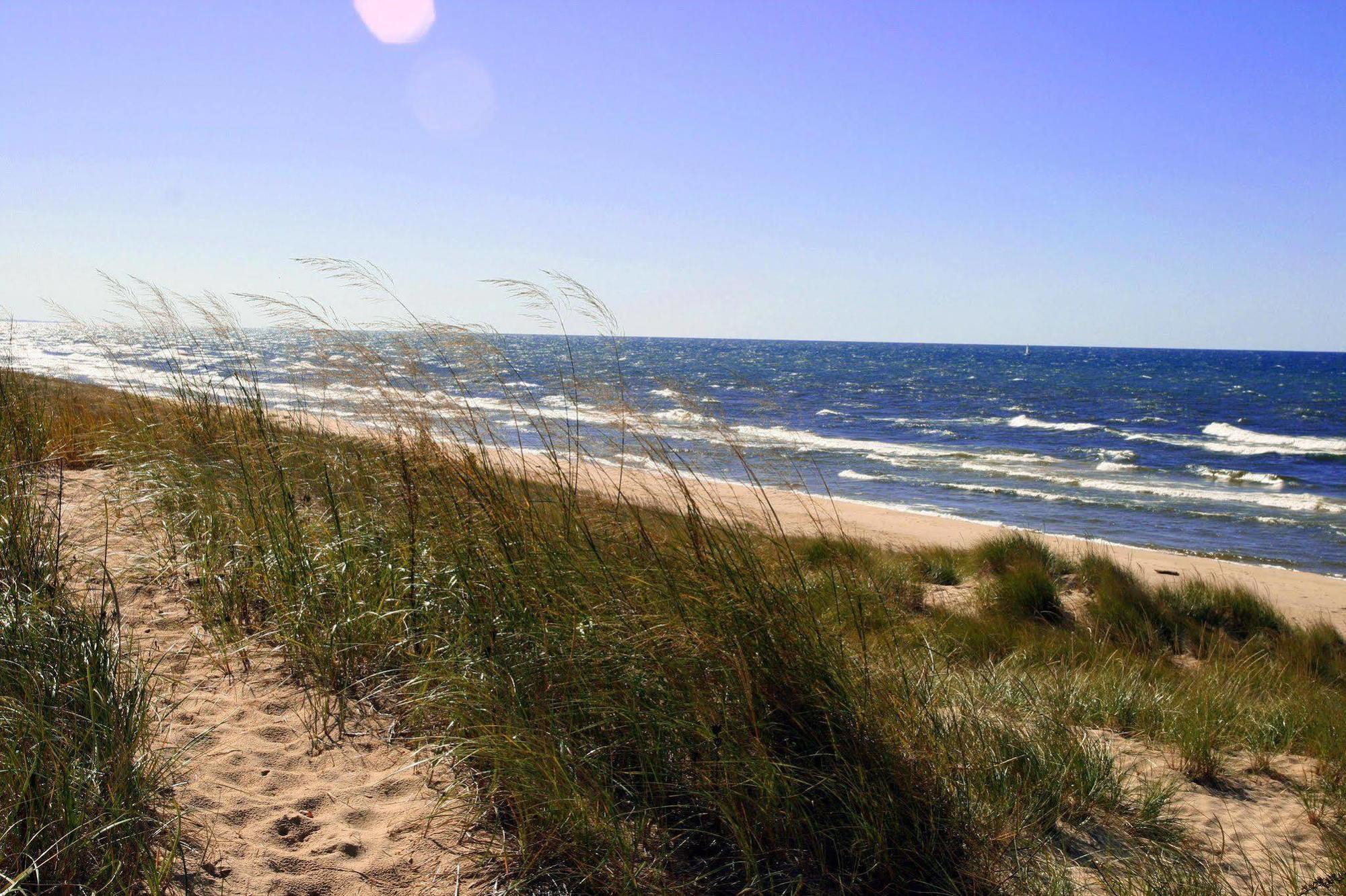 Hampton Inn Muskegon Muskegon Heights Zewnętrze zdjęcie